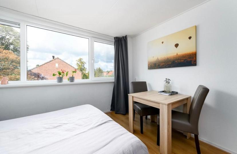 Bwb Heerenveen Homestay Exterior foto